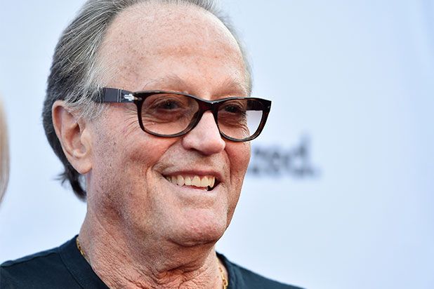 Peter Fonda.jpg