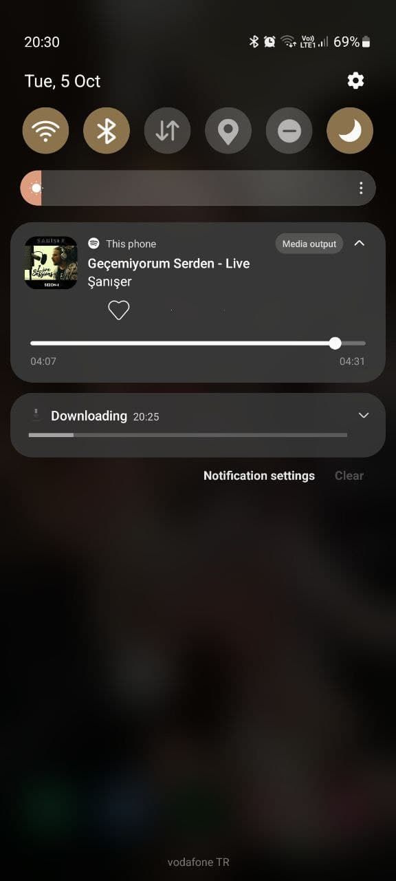 Controls in notification bar not showing The Spotify Community