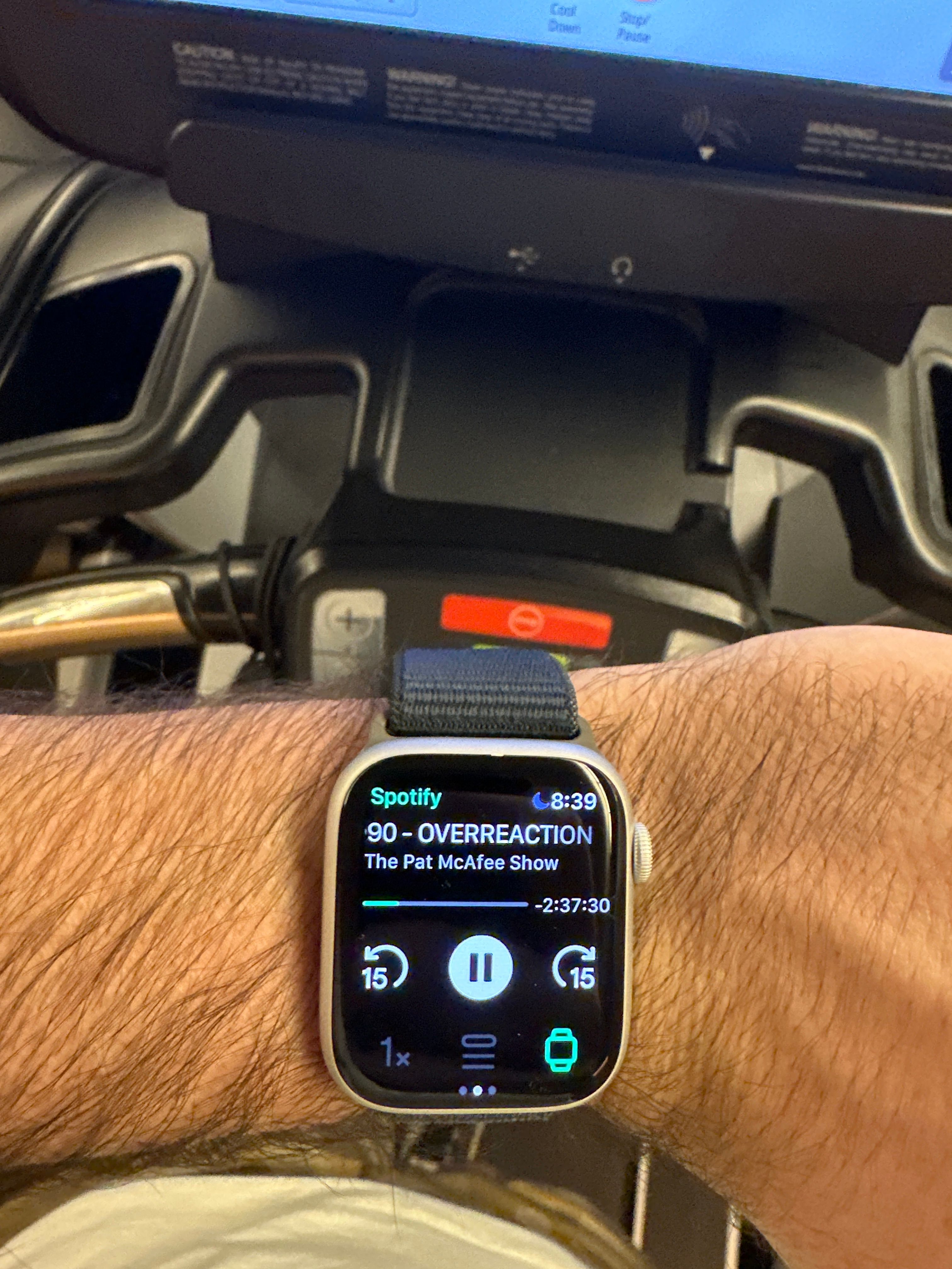 Podcasts on Apple Watch series 9 cellular version - The Spotify Community